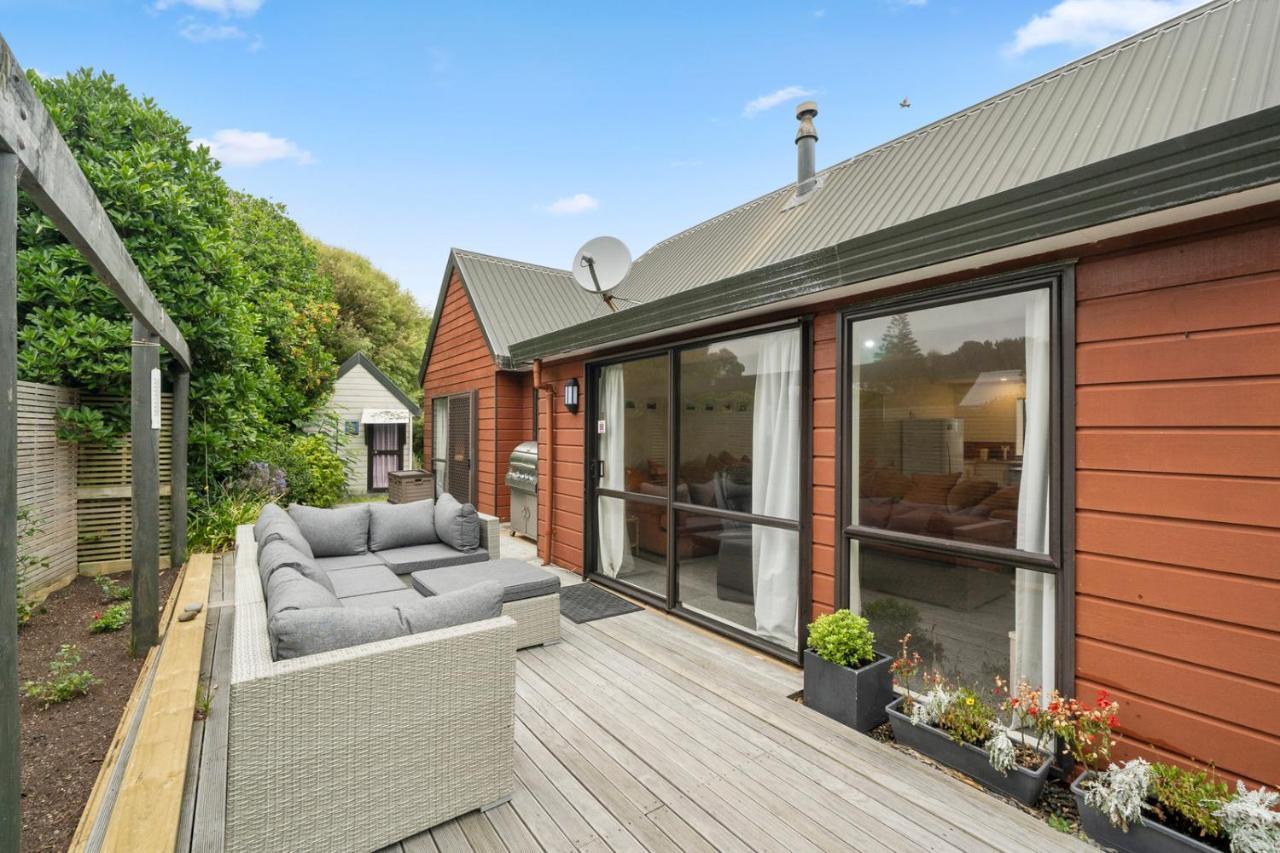 Wharerata - Otaki Beach Holiday Home Zewnętrze zdjęcie