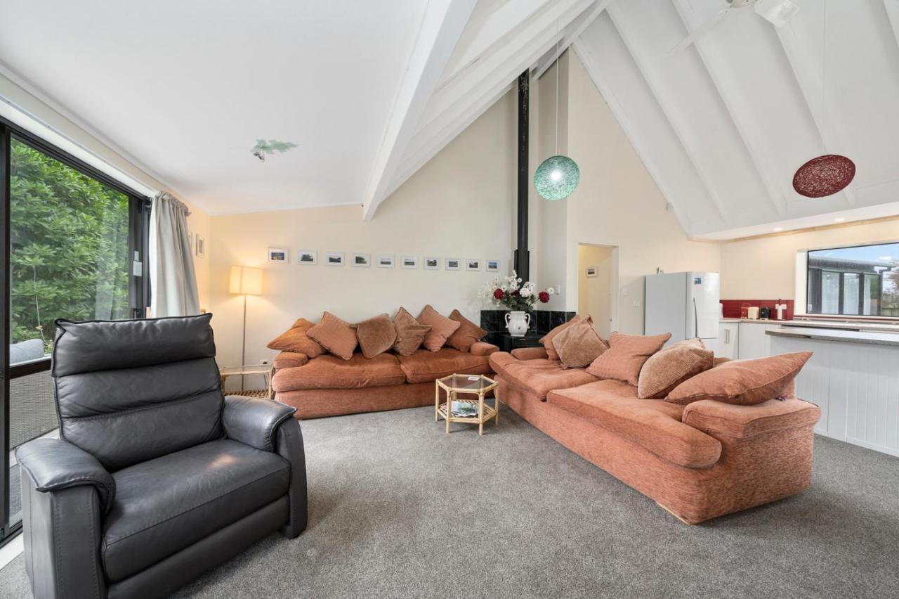Wharerata - Otaki Beach Holiday Home Zewnętrze zdjęcie